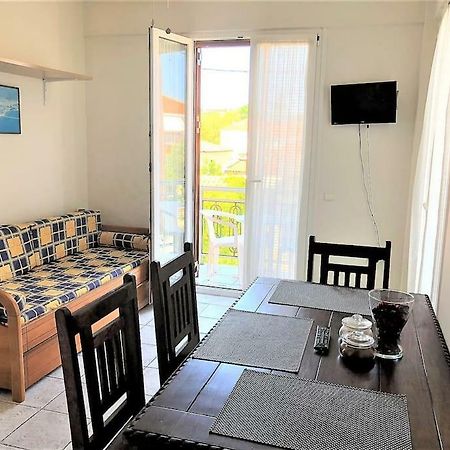 Mythos Suites-Apollo Apartment Methóni Eksteriør bilde